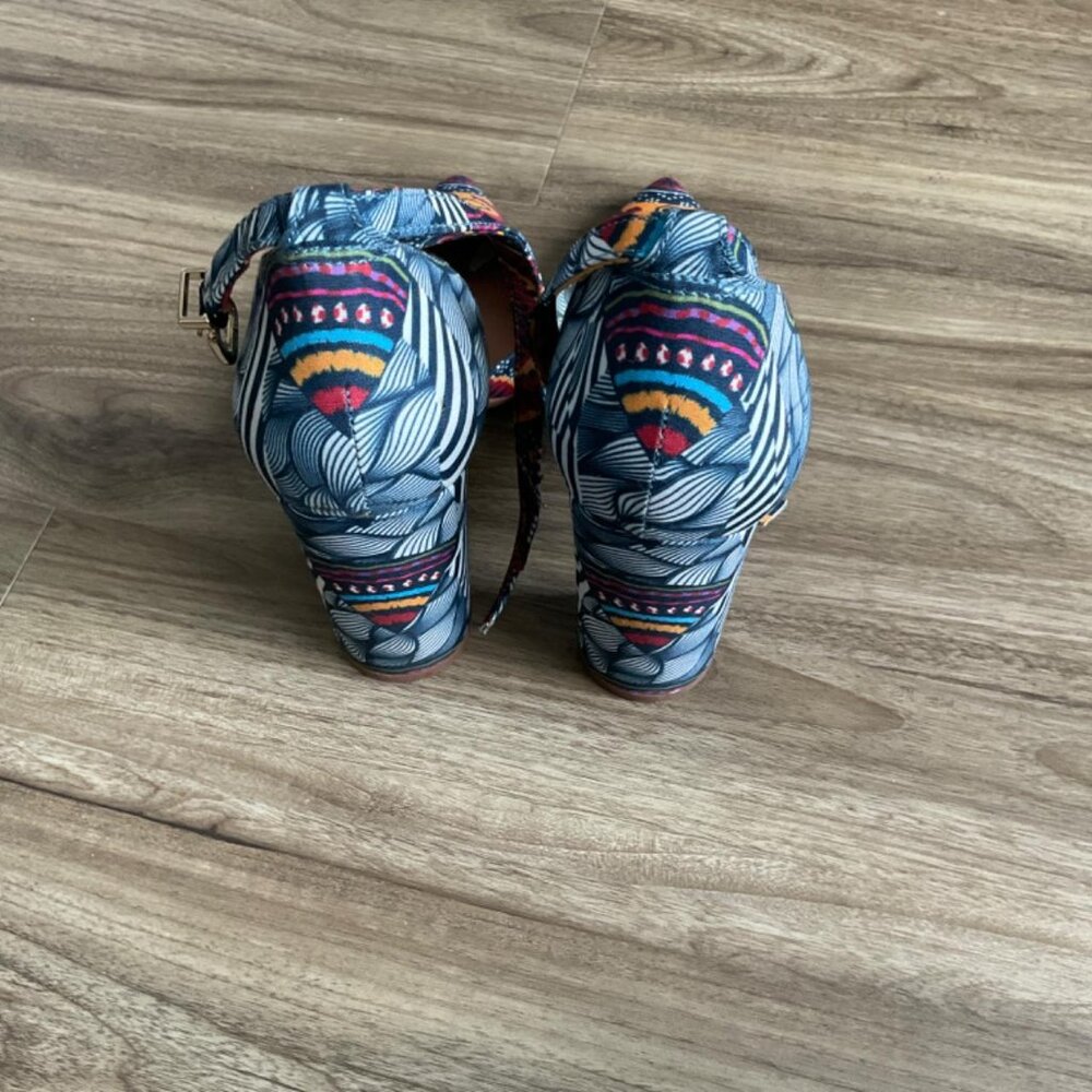 Gianni Bini Patterned Heels - Size 6.5